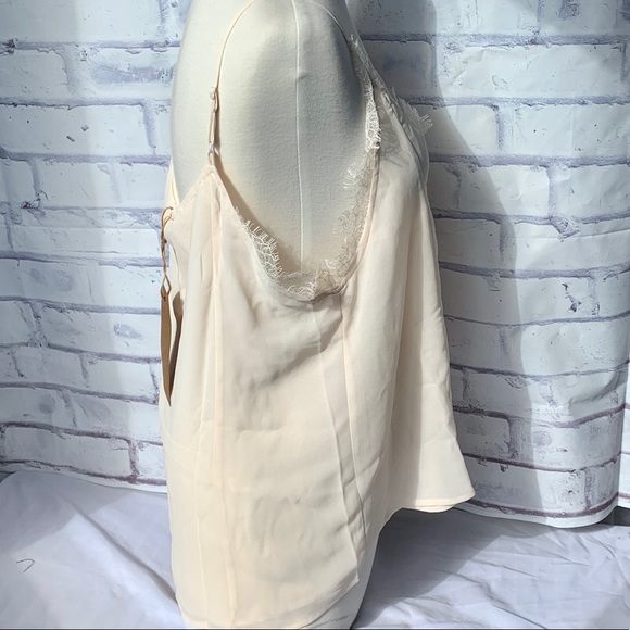 NWT Listicle Lace Cami - Picture 3 of 6